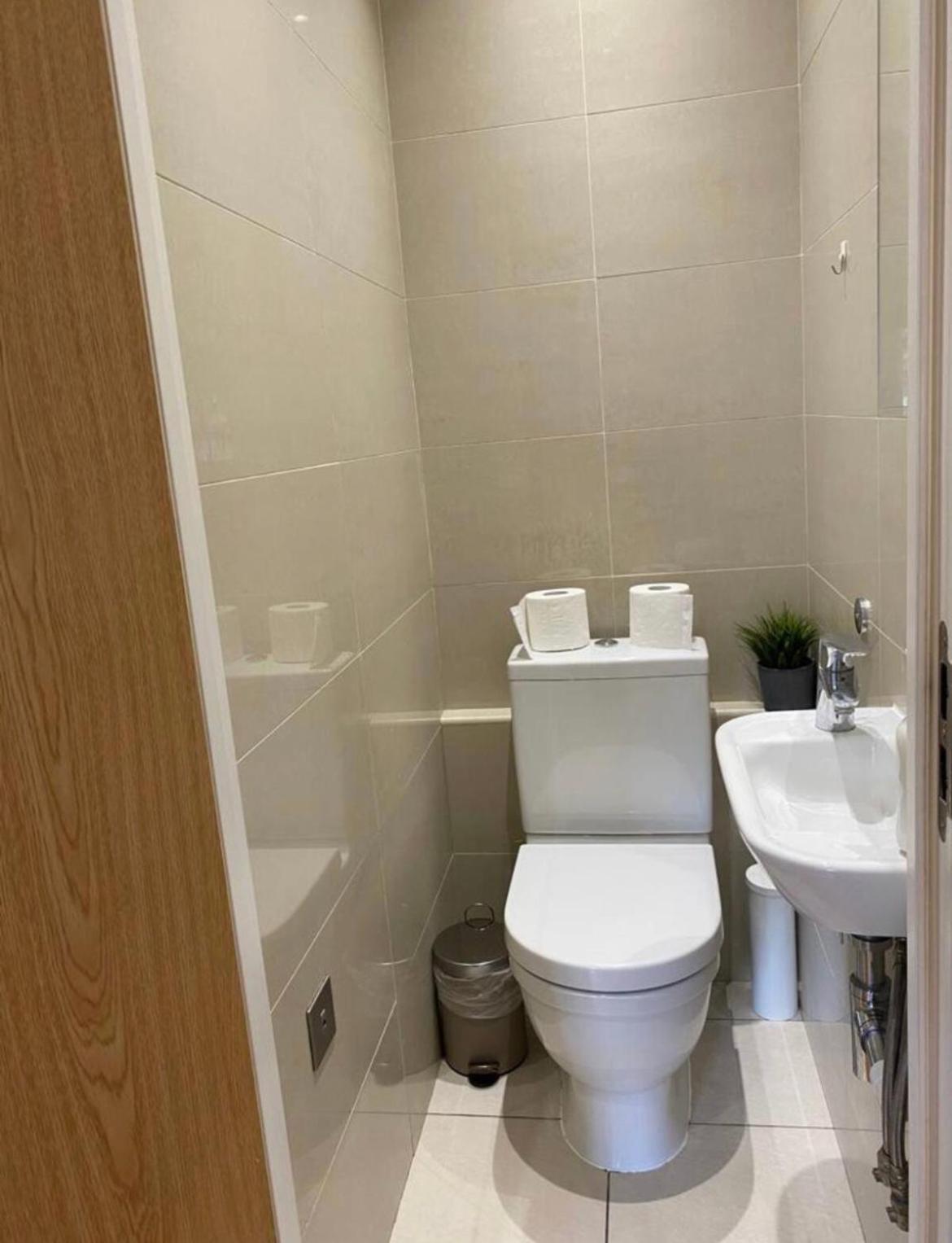 Lovely Private In Euston, Quarto em Acomodações Particulares *