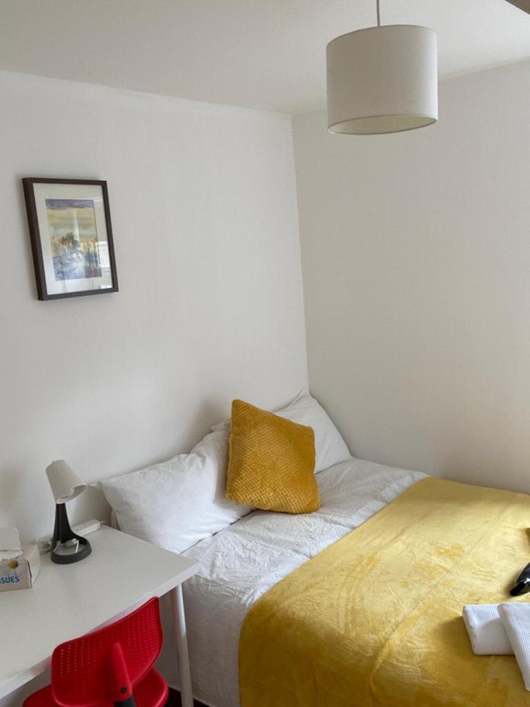 Lovely Private In Euston, Quarto em Acomodações Particulares Londres