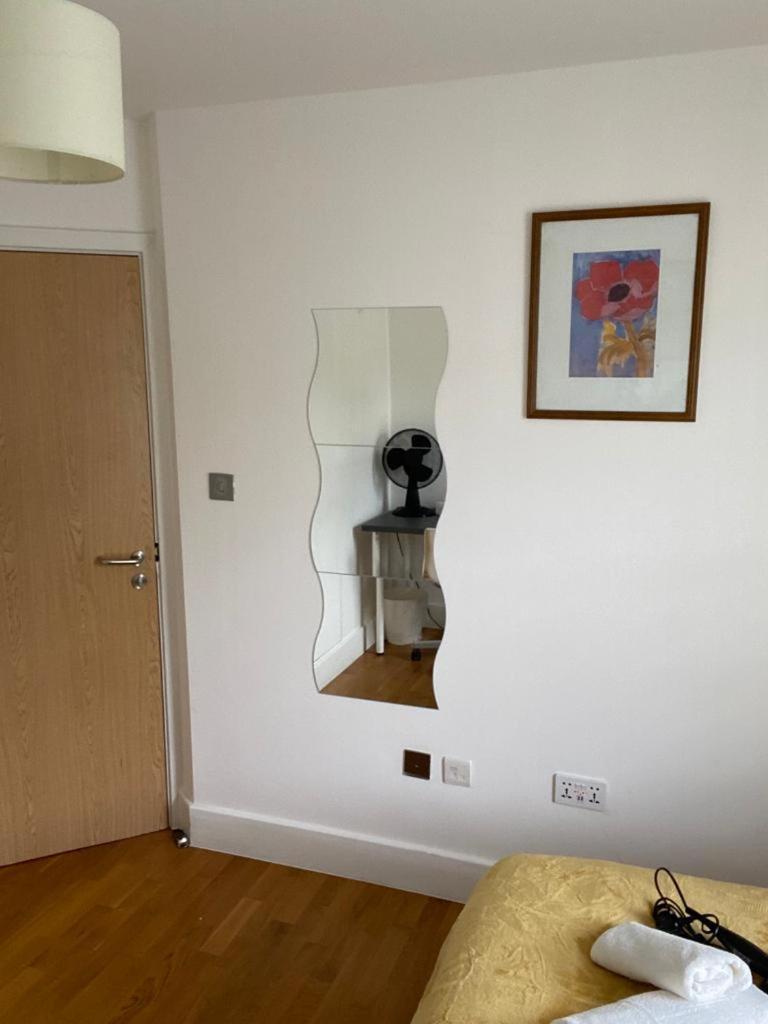 Lovely Private In Euston, *