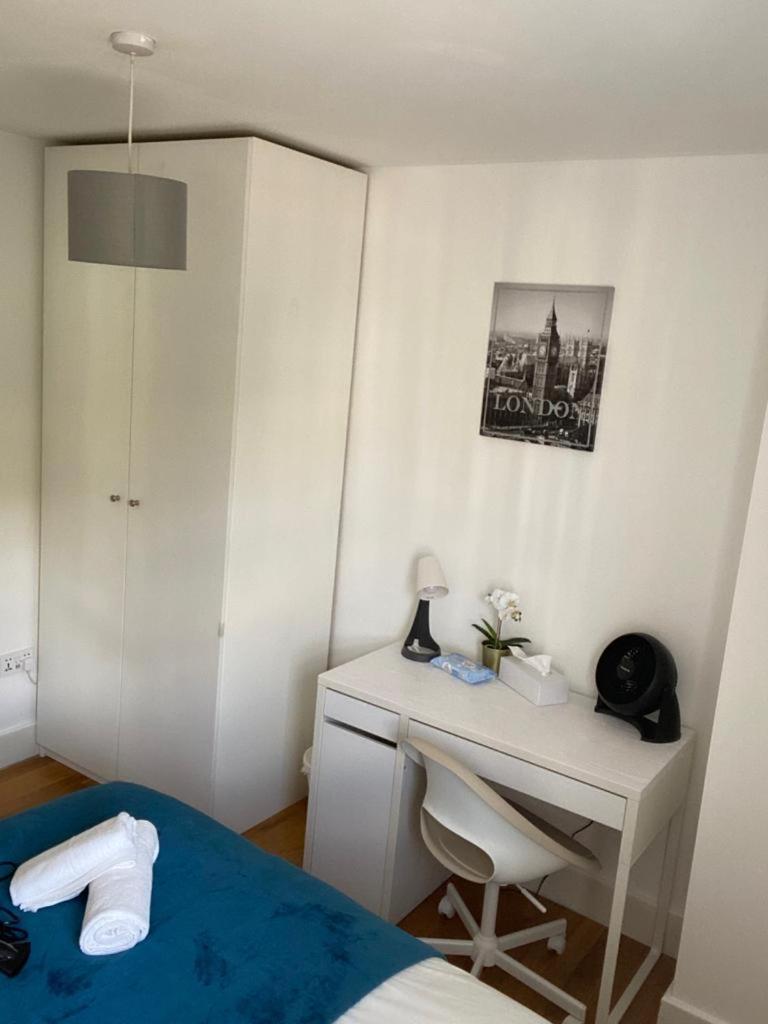 Lovely Private In Euston,