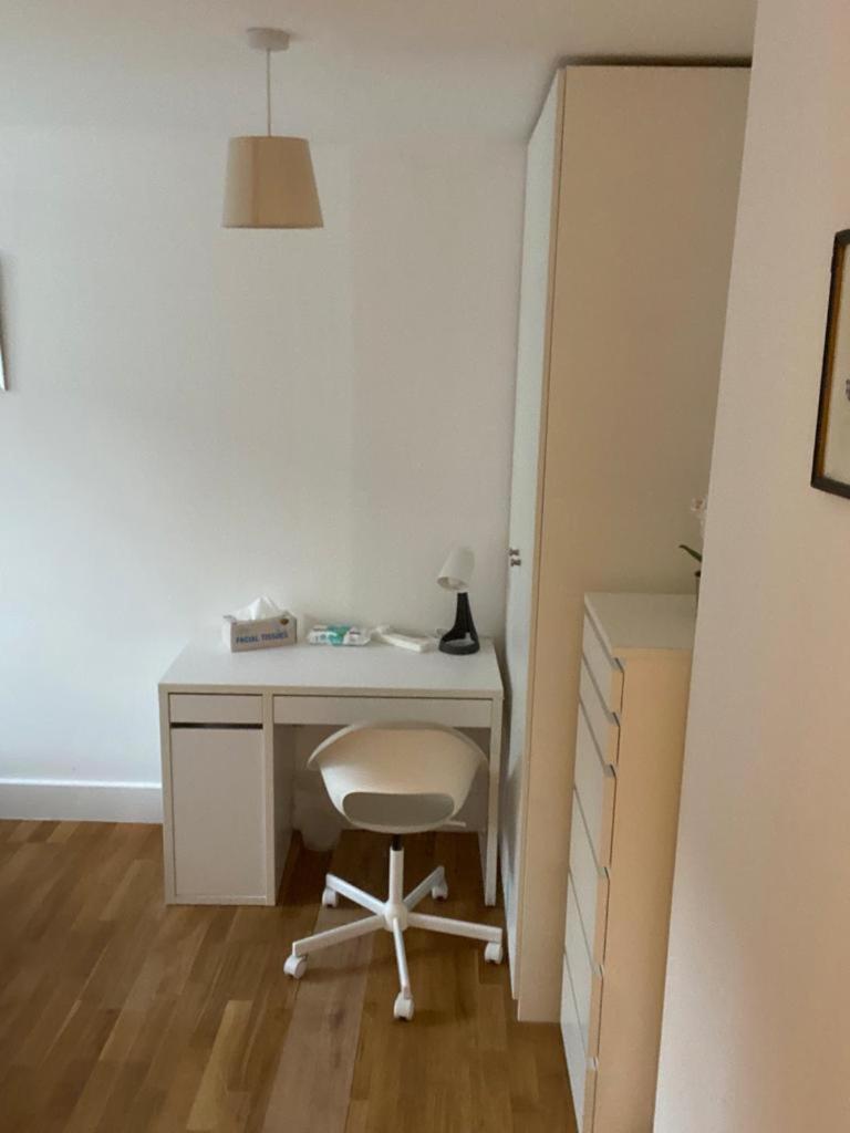 Lovely Private In Euston, * Лондон