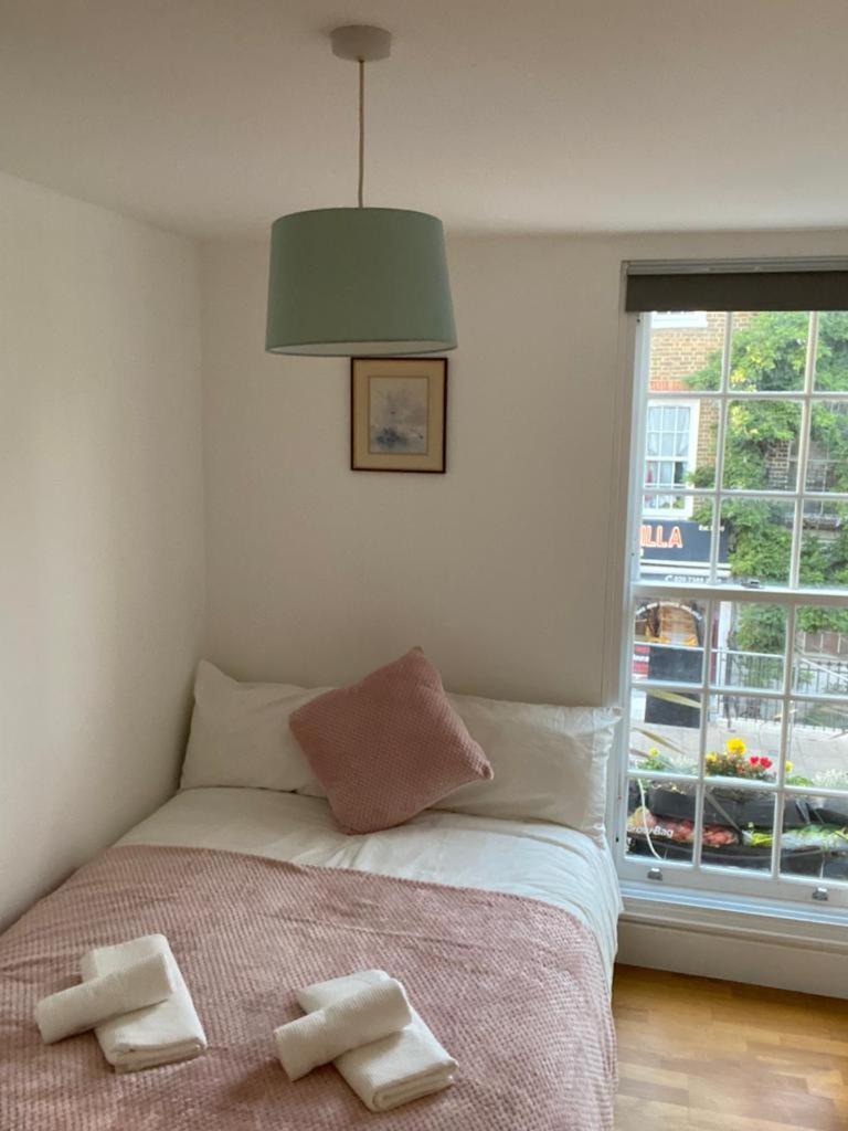 Lovely Private In Euston, * Лондон